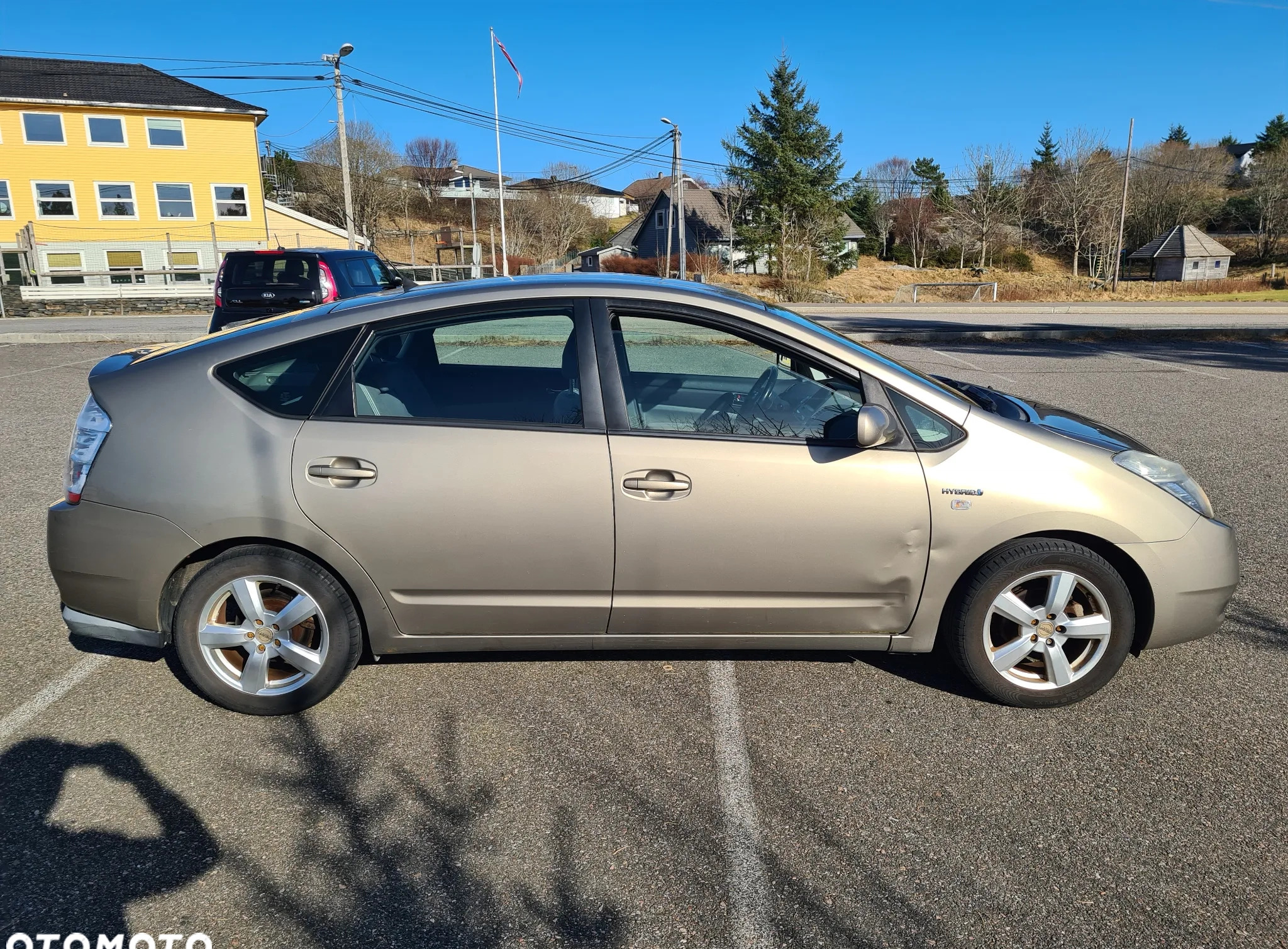 Toyota Prius cena 22100 przebieg: 119000, rok produkcji 2007 z Olsztyn małe 137